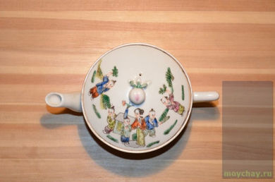  Teapot porcelain hand-painted 40s of XX century