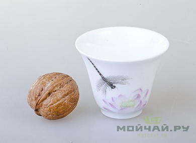 Cup #  2702 Jingdezhen porcelain hand painting 60 ml