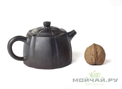 Teapot # 20246 yixing clay 185 ml