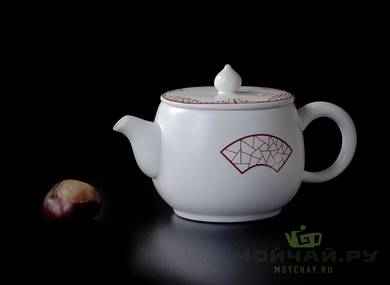 Teapot # 21221 porcelain 210 ml