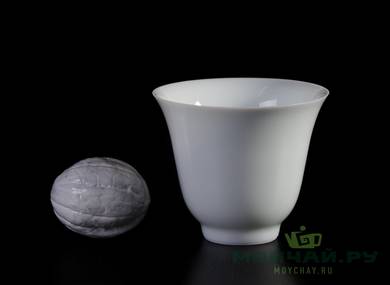 Cup # 22680 porcelain 60 ml