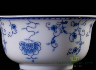 Gaiwan # 23079 porcelain 165 ml