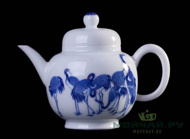 Teapot # 26235 Jingdezhen porcelain hand painting 225 ml