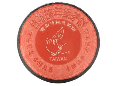 Taiwanese Oolongs Fo Shou Hei Cha Bing Taiwanese pressed black tea 300 g