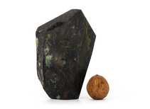 Decorative balancing stone # 32585 Hantigyrite