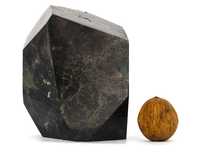 Decorative balancing stone # 32587 Hantigyrite