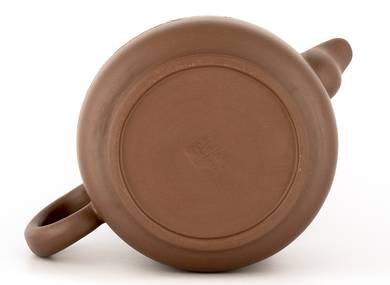 Teapot # 38064 yixing clay 660 ml