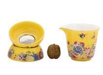 Set fot tea ceremony 9 items # 41473 porcelain: Gaiwan 135 ml gundaobey 160 ml teamesh six cups 53 ml